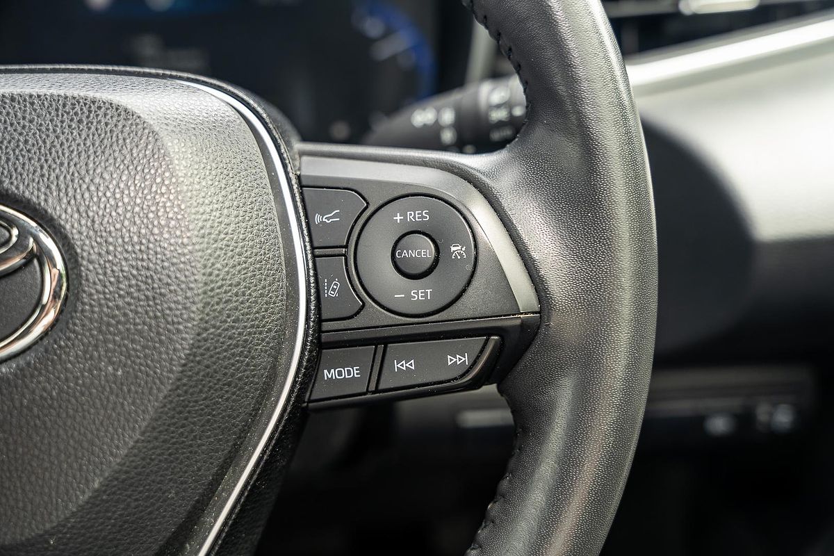 2020 Toyota Corolla ZR Hybrid ZWE211R