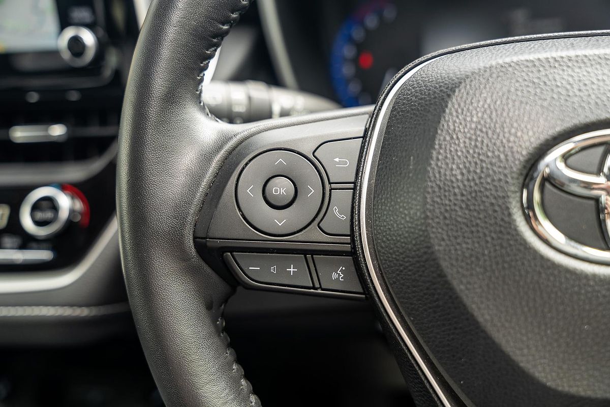 2020 Toyota Corolla ZR Hybrid ZWE211R