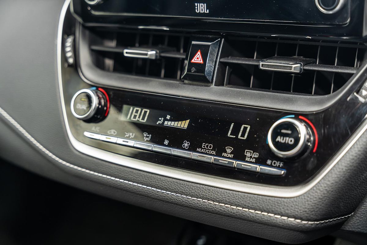 2020 Toyota Corolla ZR Hybrid ZWE211R