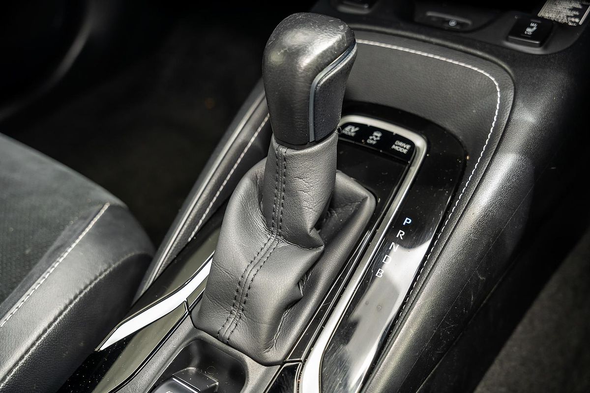 2020 Toyota Corolla ZR Hybrid ZWE211R