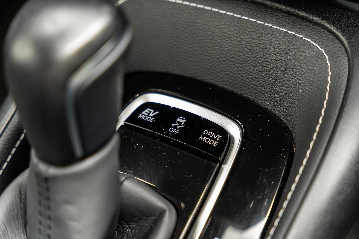2020 Toyota Corolla ZR Hybrid ZWE211R
