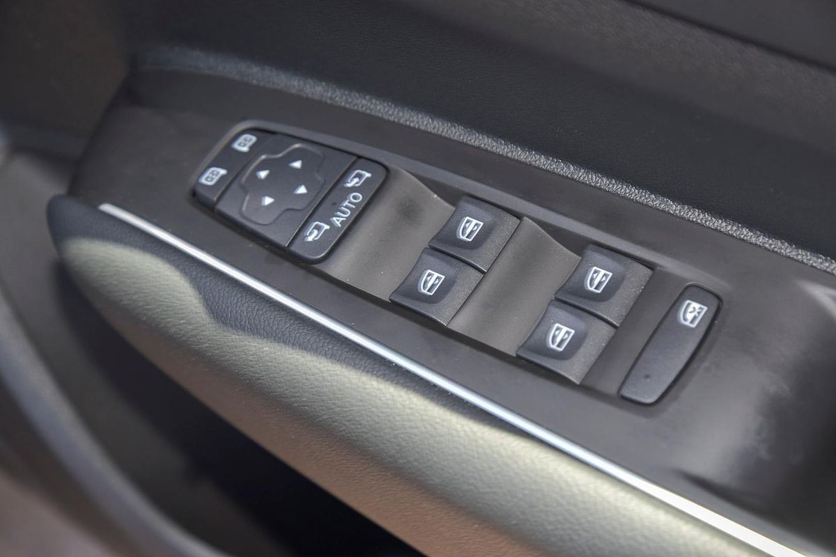 2023 Renault Koleos Life HZG
