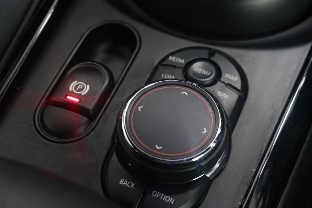 2018 MINI Clubman John Cooper Works F54