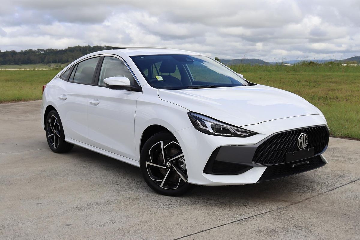 2024 MG MG5 Essence