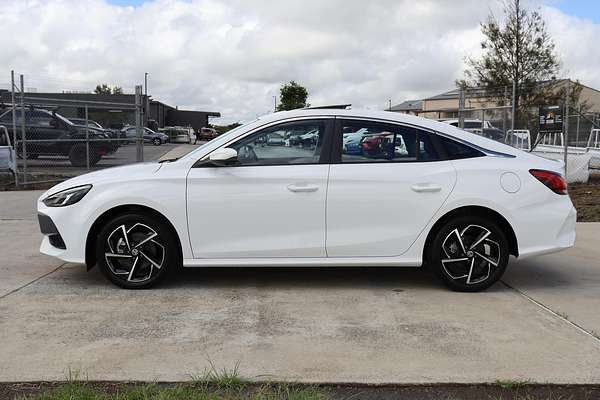 2024 MG MG5 Essence