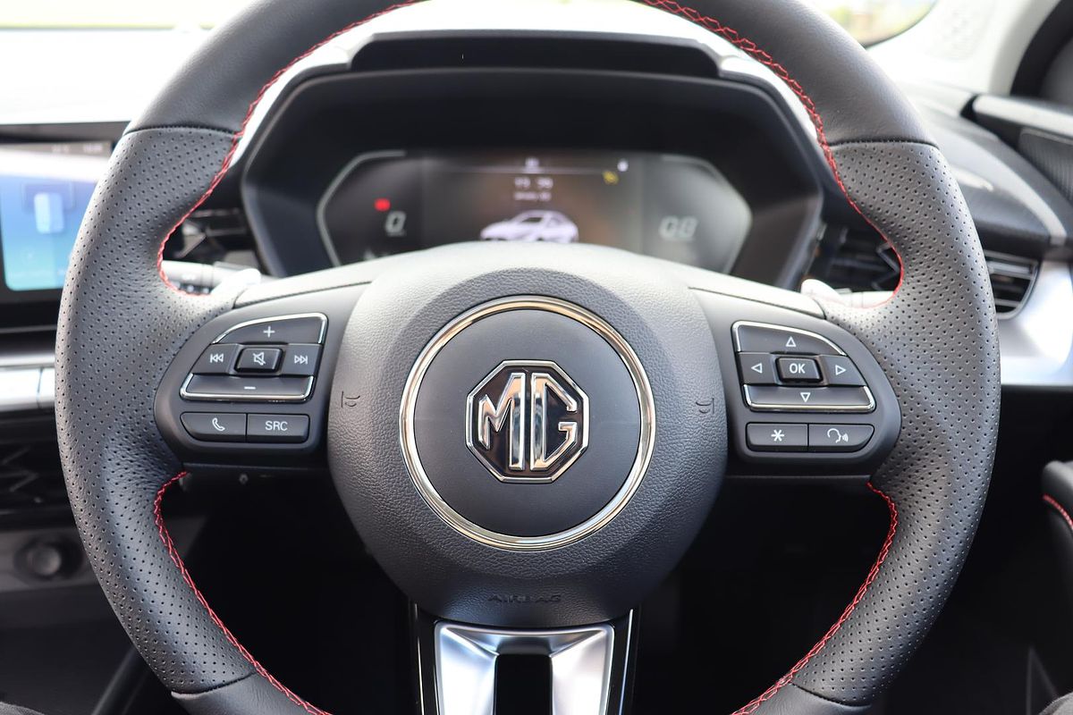 2024 MG MG5 Essence
