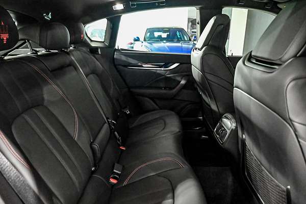 2023 Maserati Levante Modena M161
