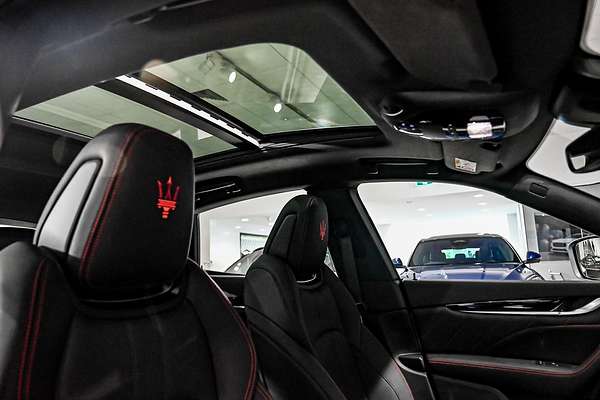 2023 Maserati Levante Modena M161