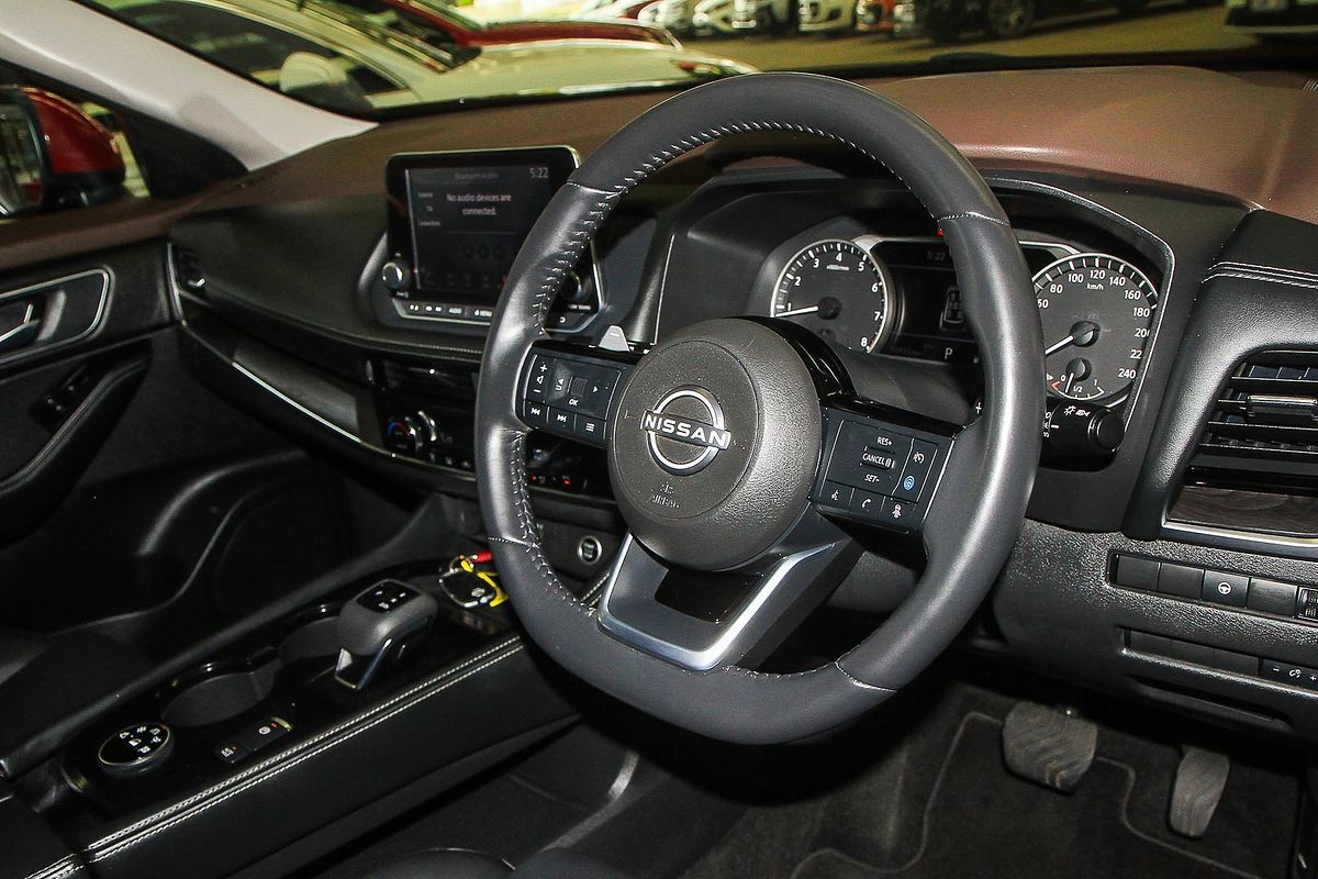 2023 Nissan X-TRAIL ST-L T33