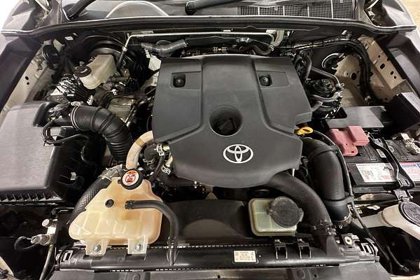 2020 Toyota Hilux SR GUN126R 4X4