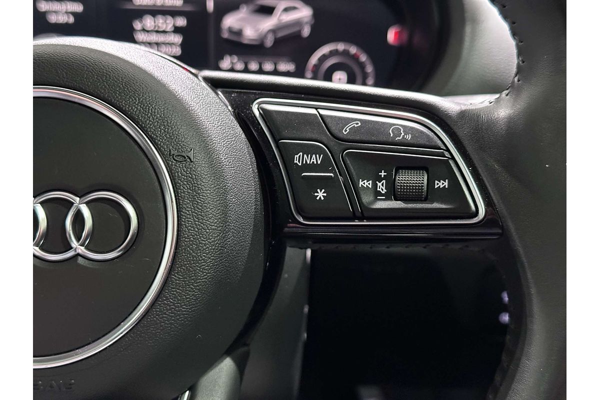 2019 Audi A3 35 TFSI S line plus 8V