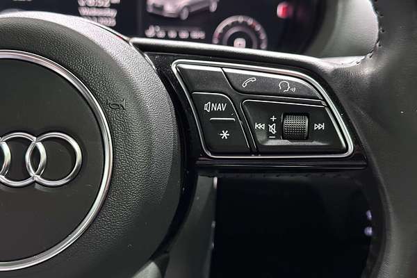 2019 Audi A3 35 TFSI S line plus 8V