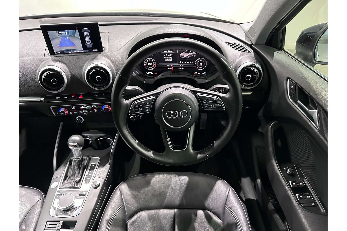 2019 Audi A3 35 TFSI S line plus 8V