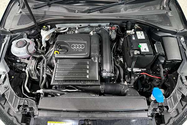 2019 Audi A3 35 TFSI S line plus 8V