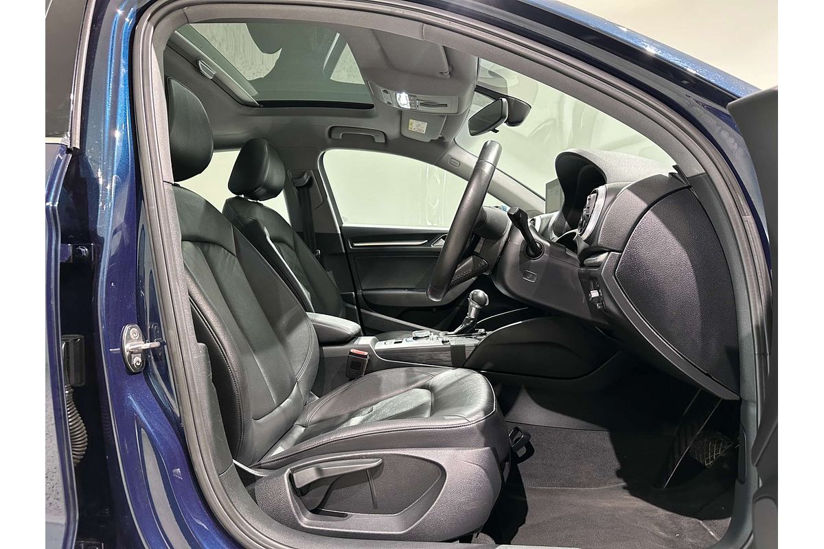 2019 Audi A3 35 TFSI S line plus 8V