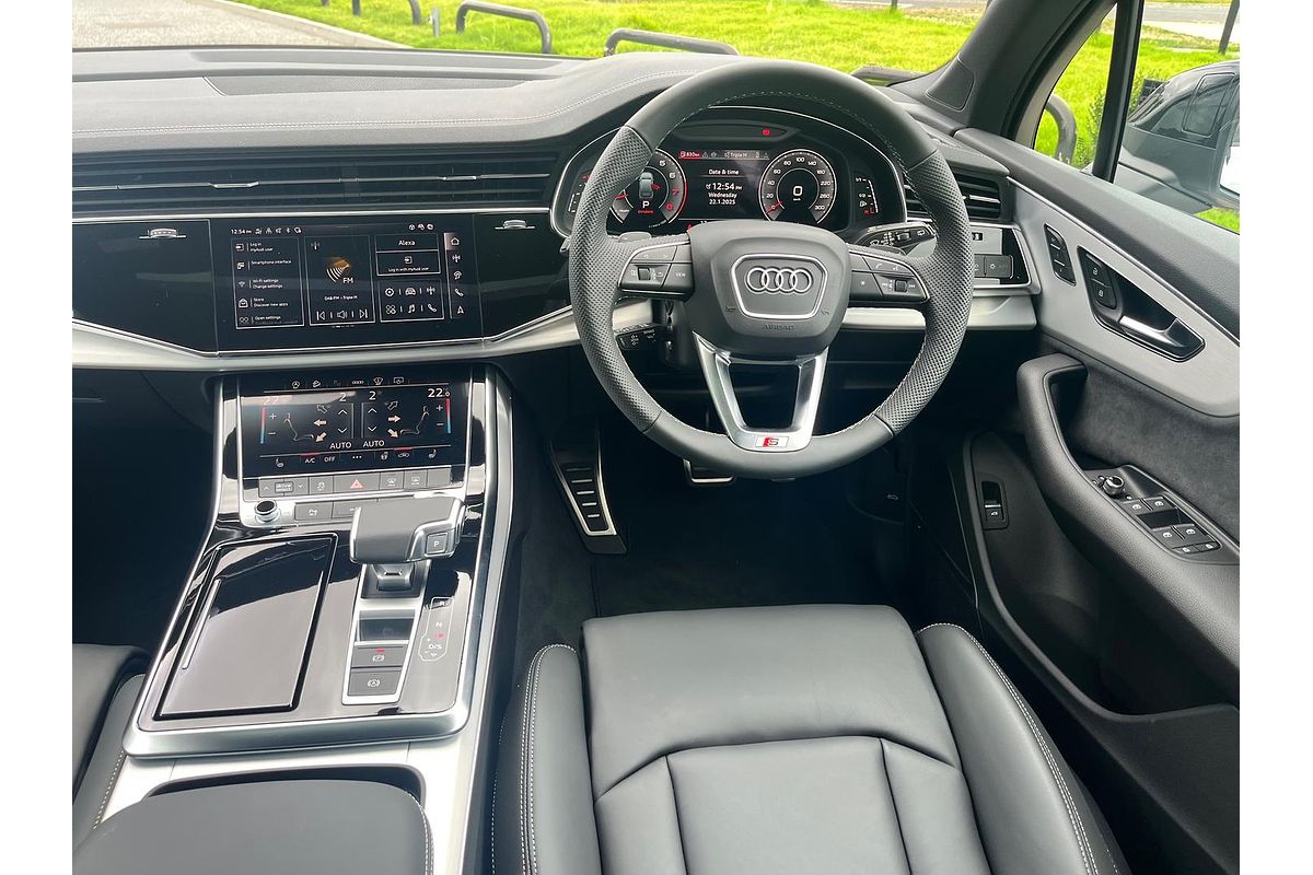 2024 Audi Q7 55 TFSI S line 4M
