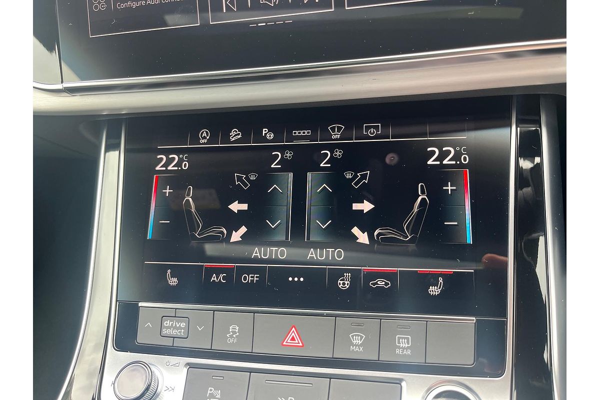 2024 Audi Q7 55 TFSI S line 4M
