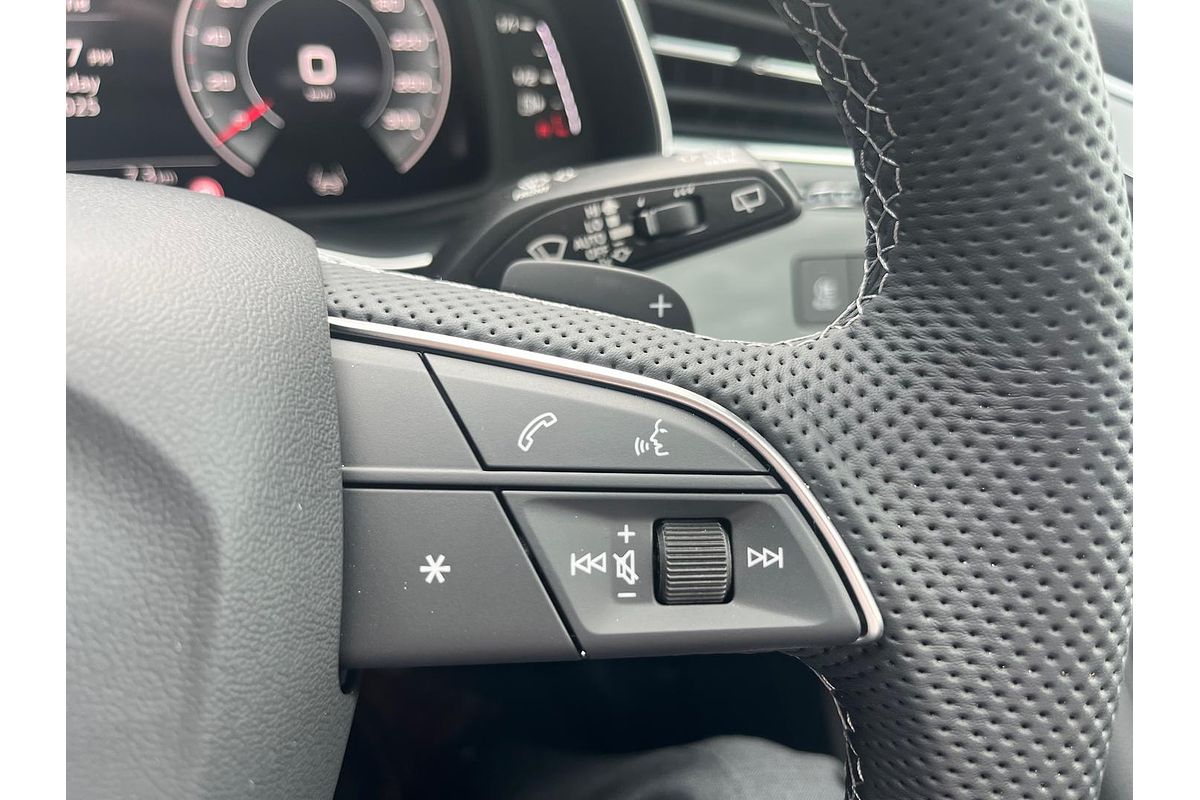 2024 Audi Q7 55 TFSI S line 4M