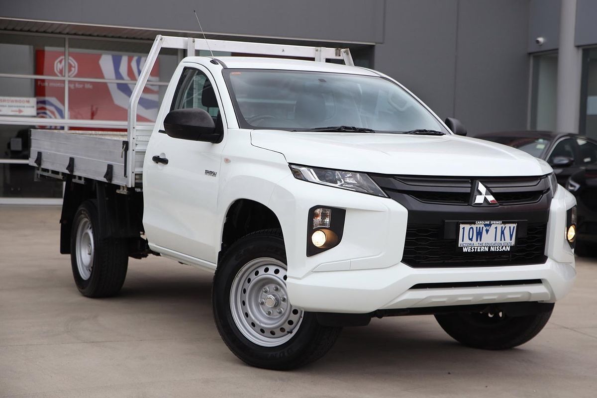 2019 Mitsubishi Triton GLX MR 4X4