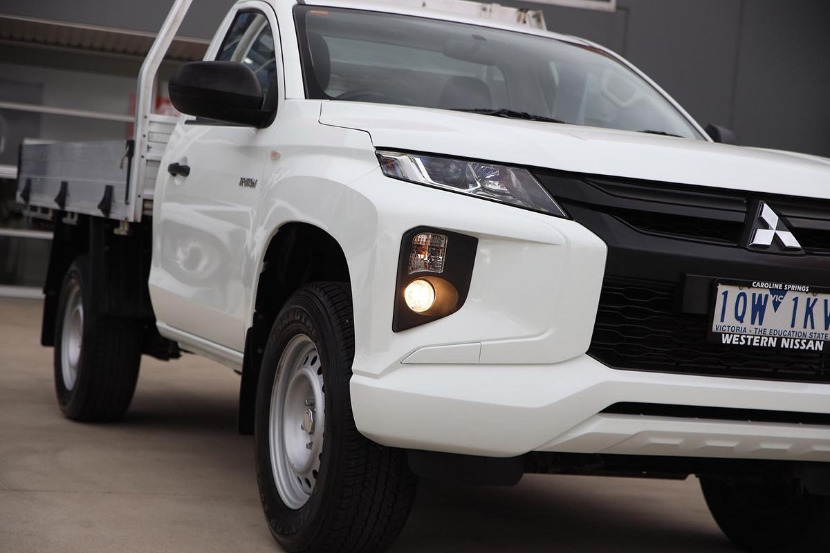 2019 Mitsubishi Triton GLX MR 4X4
