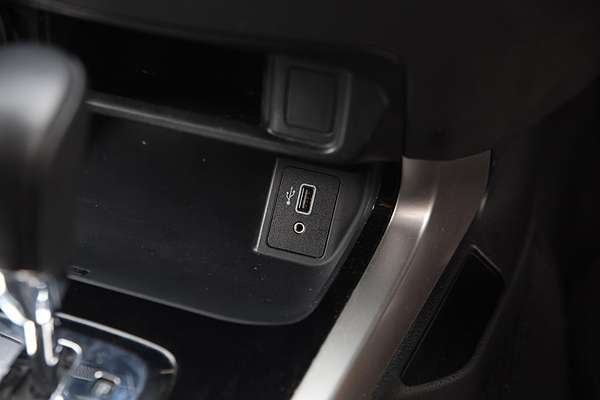 2021 Nissan Navara ST D23 Rear Wheel Drive