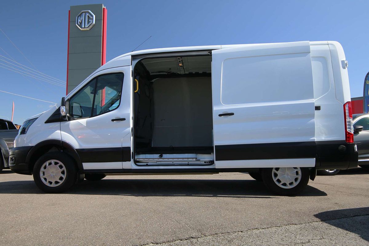 2023 Ford E-Transit 420L VO