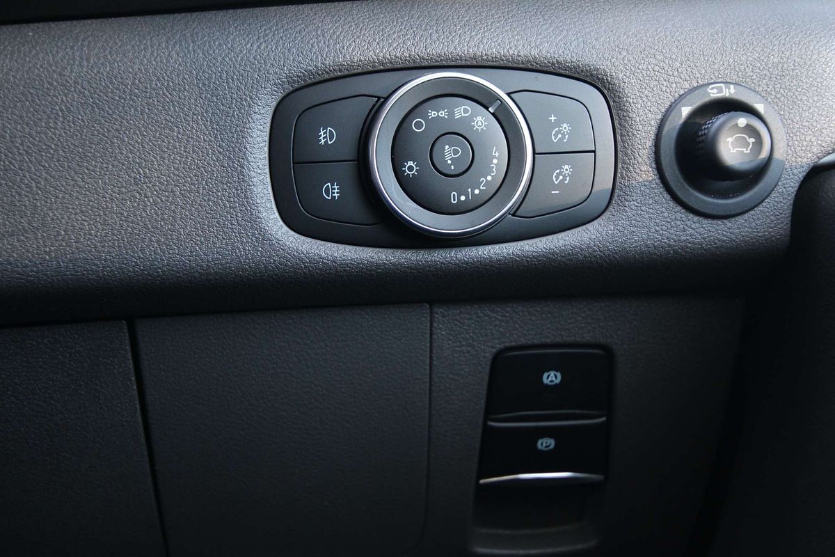 2023 Ford E-Transit 420L VO