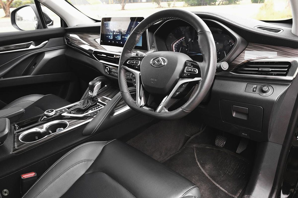 2024 LDV D90 Executive SV9A