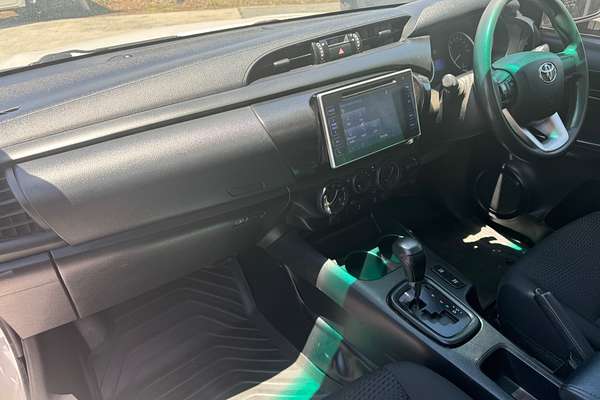 2018 Toyota Hilux SR GUN126R 4X4