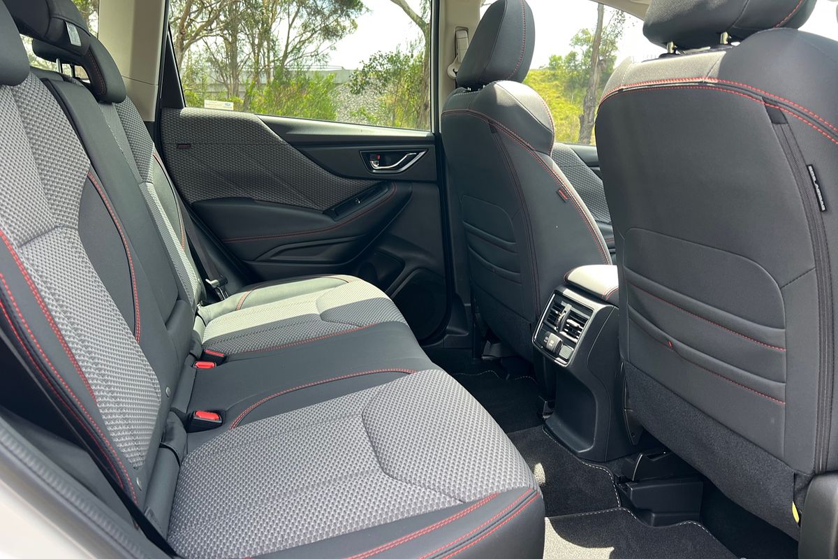 2023 Subaru Forester 2.5i Sport S5