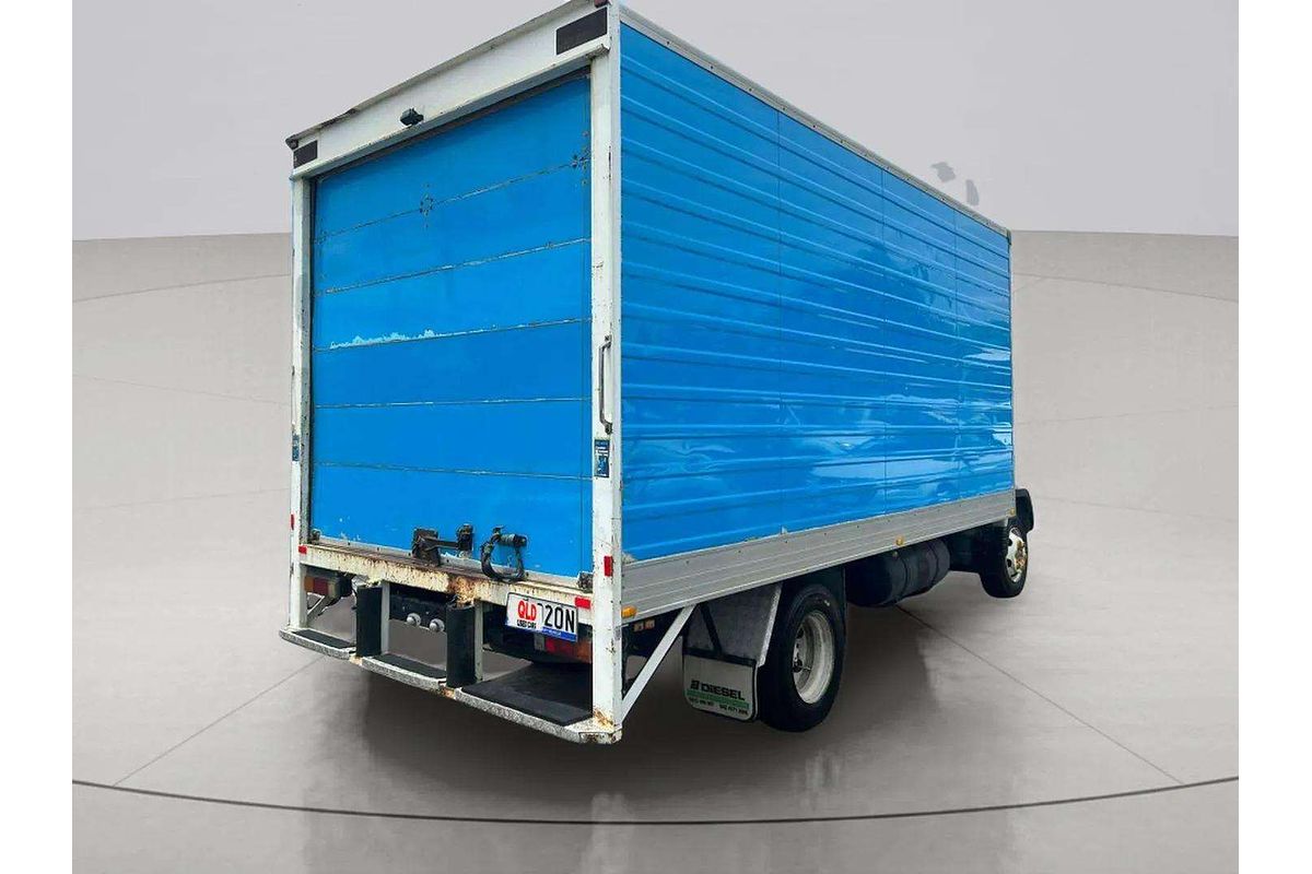 2010 Mitsubishi Canter FE85DE 4.0  4x2