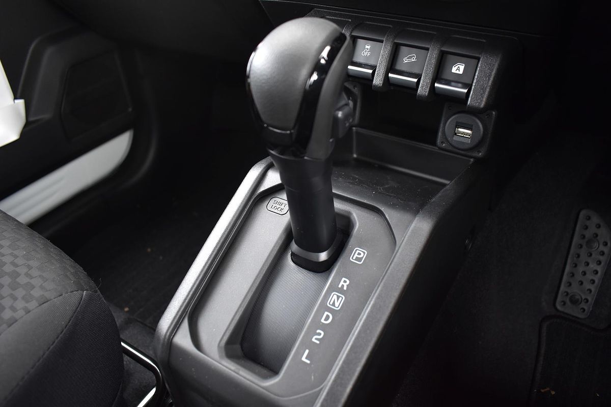 2024 Suzuki Jimny GLX GJ