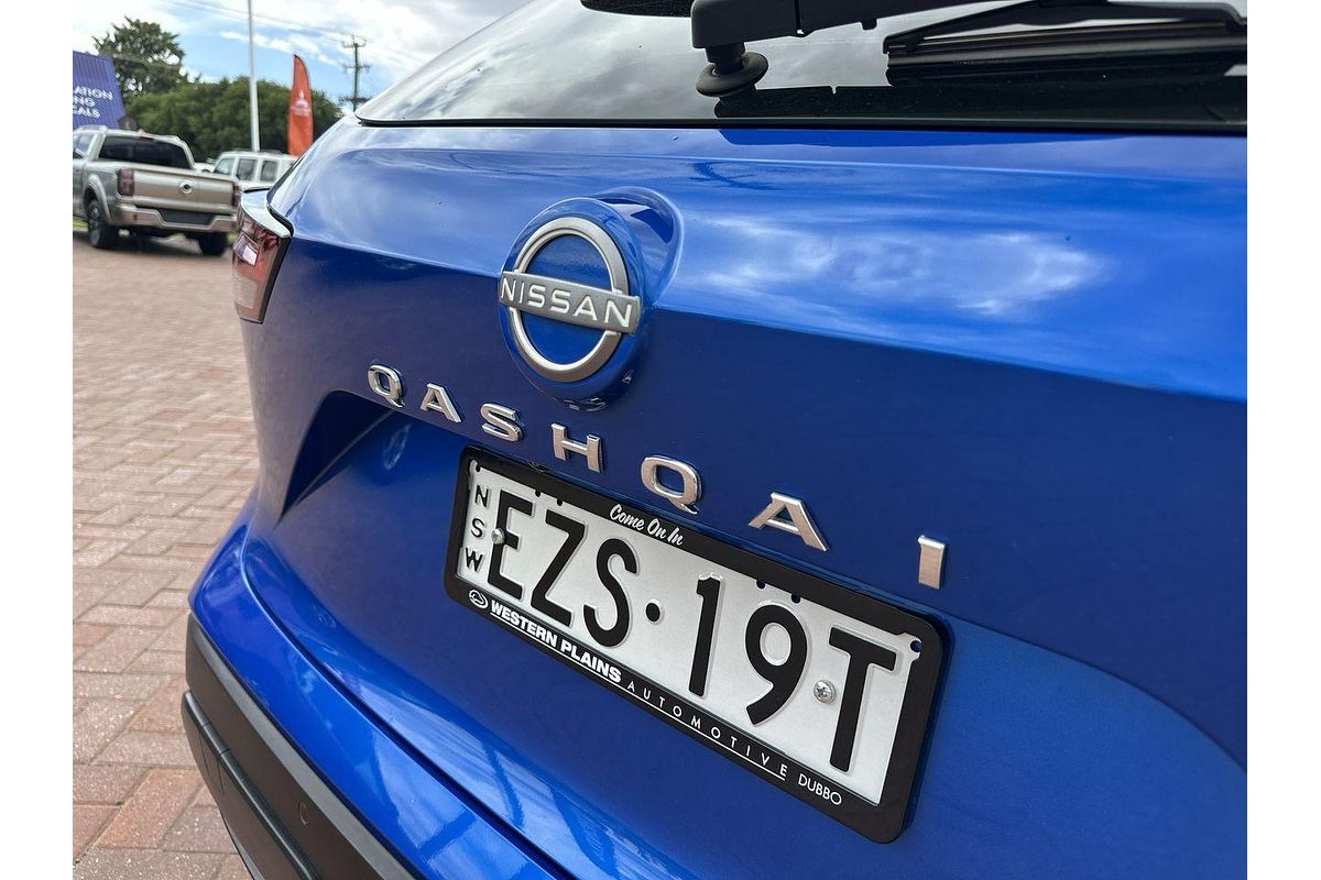 2022 Nissan QASHQAI ST+ J12
