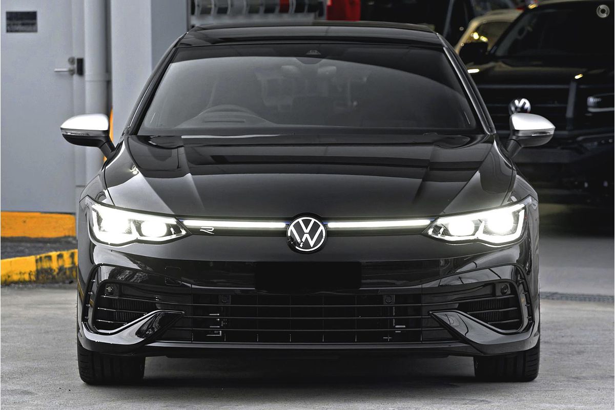 2024 Volkswagen Golf R 8