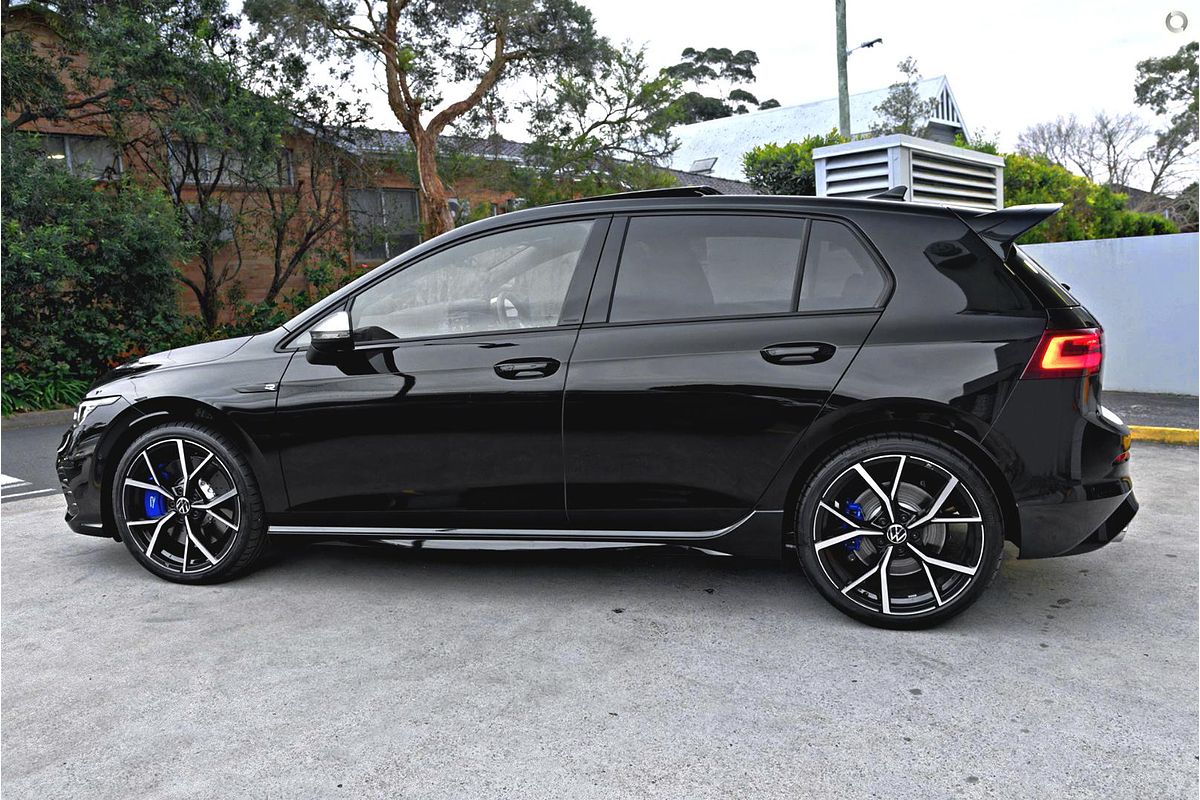 2024 Volkswagen Golf R 8