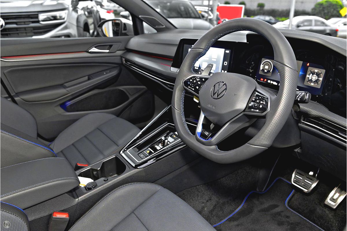 2024 Volkswagen Golf R 8