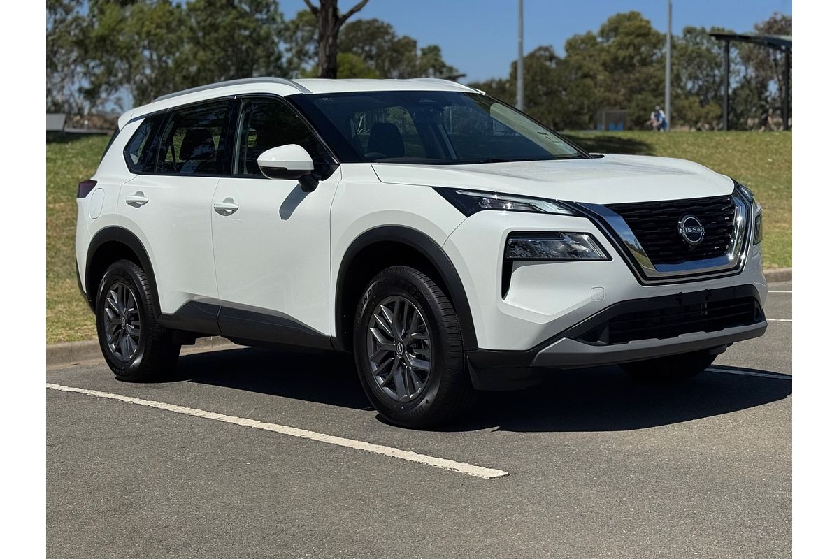 2024 Nissan X-TRAIL ST T33
