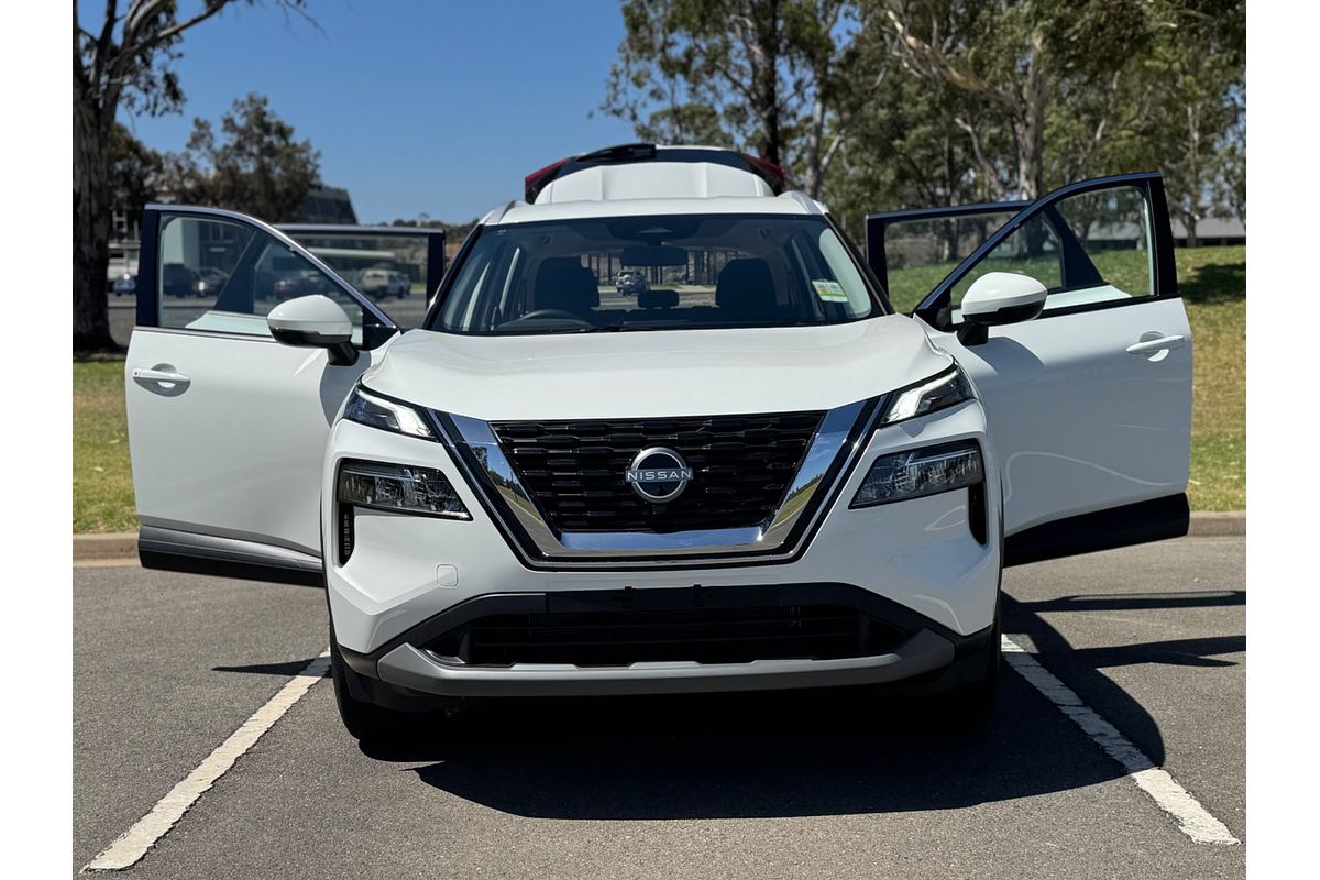 2024 Nissan X-TRAIL ST T33