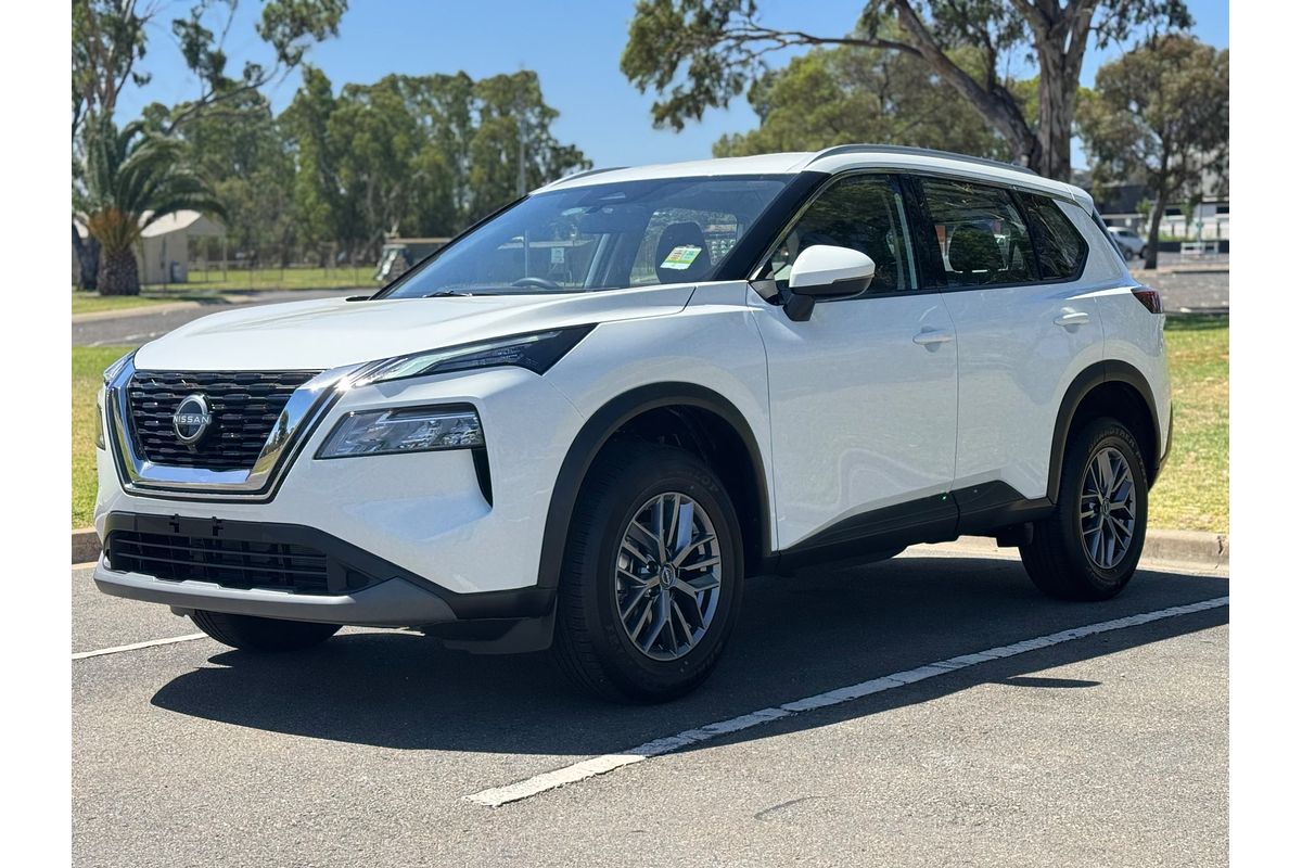 2024 Nissan X-TRAIL ST T33