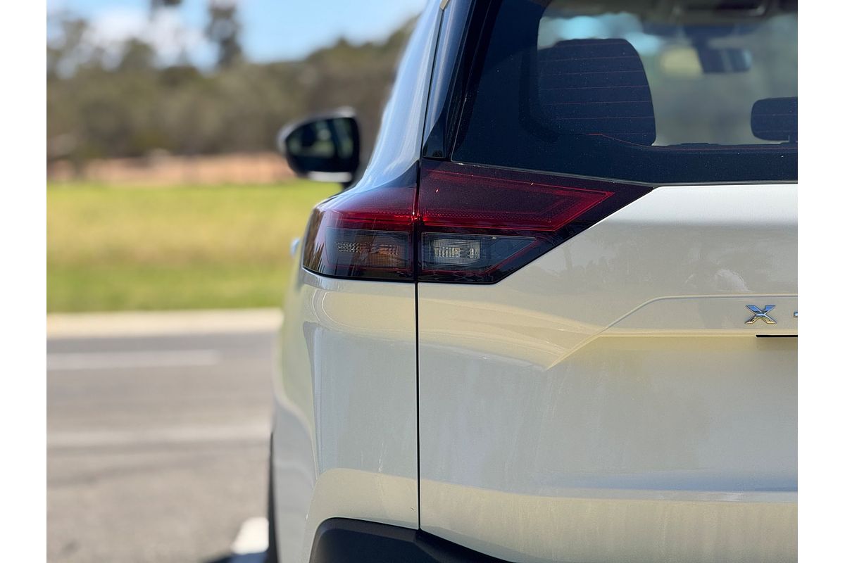 2024 Nissan X-TRAIL ST T33