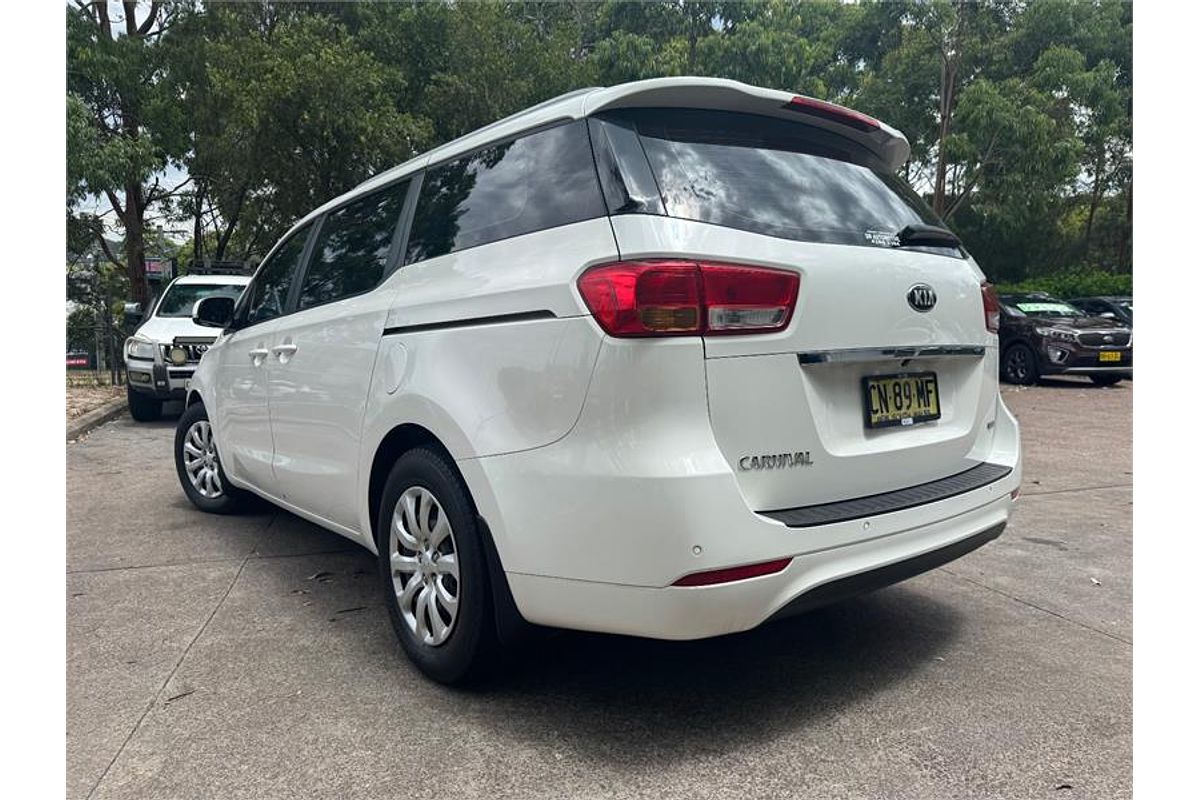 2015 Kia CARNIVAL S YP MY16