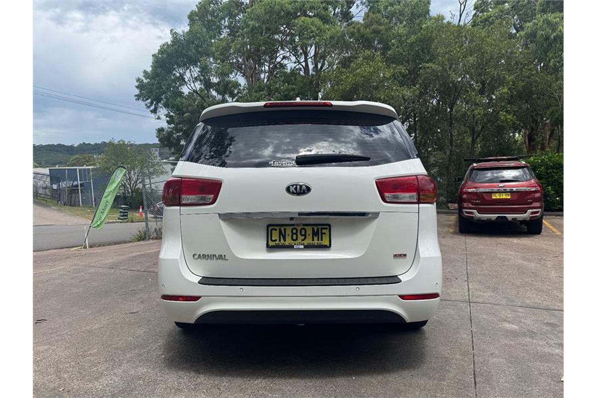 2015 Kia CARNIVAL S YP MY16