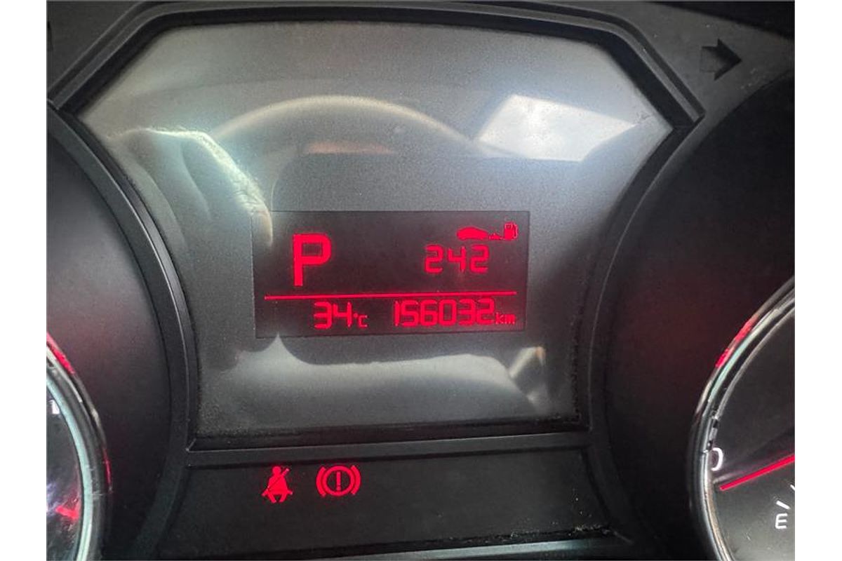 2015 Kia CARNIVAL S YP MY16