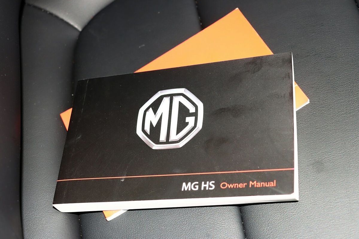 2024 MG HS Vibe SAS23