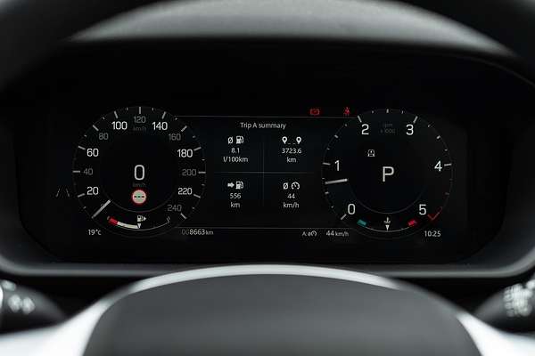 2024 Land Rover Discovery D300 Dynamic SE Series 5