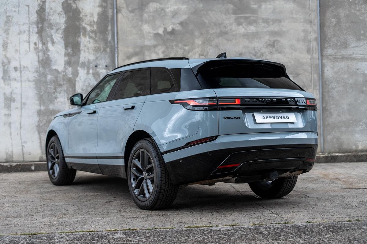 2023 Land Rover Range Rover Velar P250 Dynamic SE L560