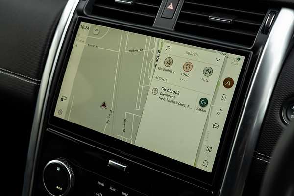 2024 Land Rover Discovery D300 Dynamic SE Series 5