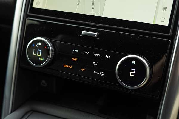 2024 Land Rover Discovery D300 Dynamic SE Series 5