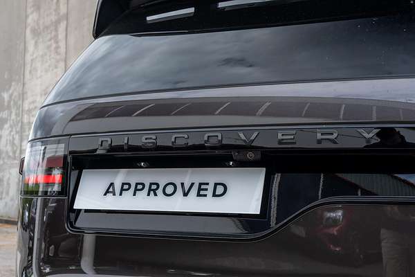2024 Land Rover Discovery D300 Dynamic SE Series 5