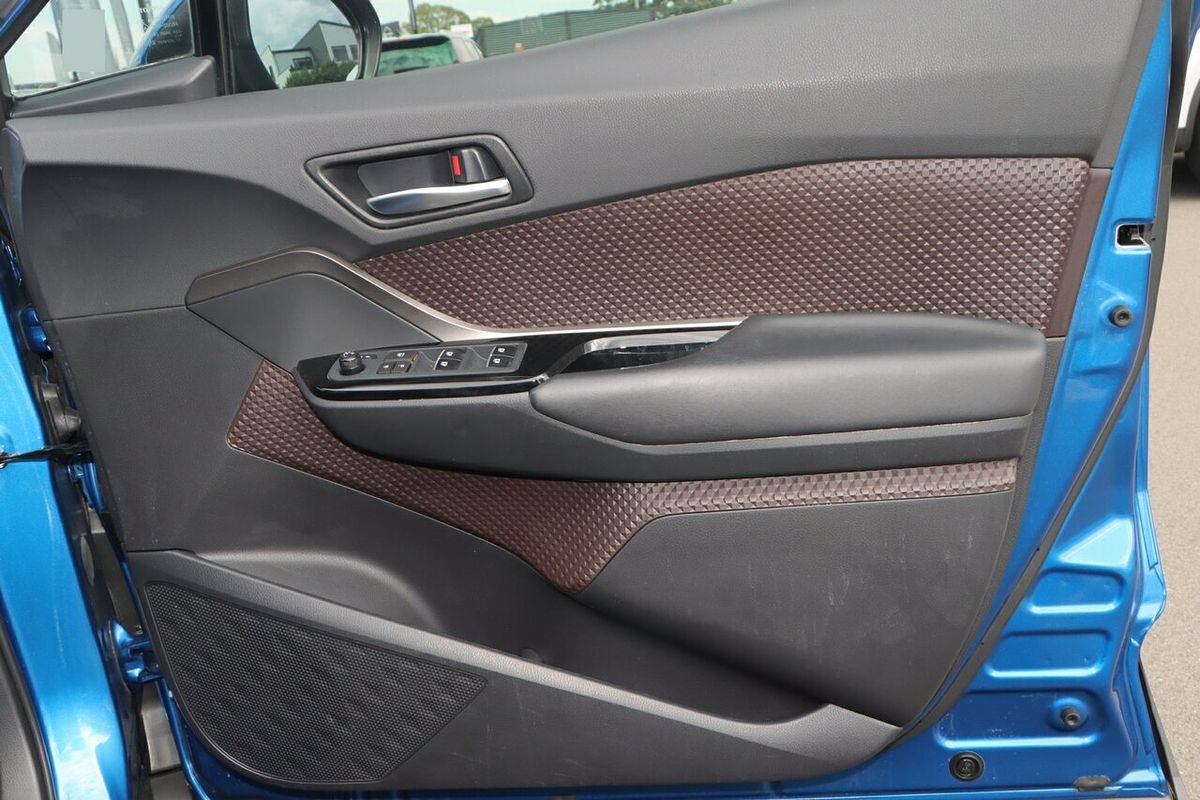2017 Toyota C-HR Koba NGX10R